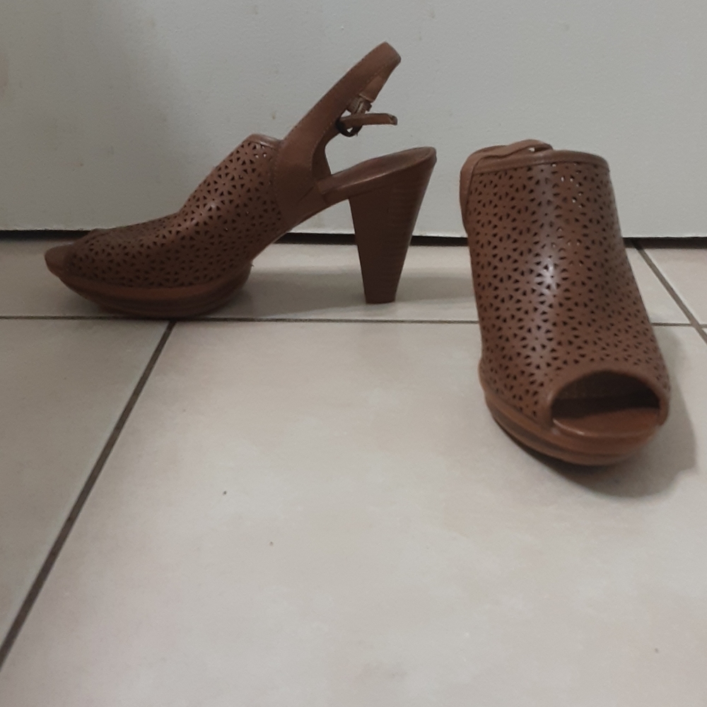 Leather heels